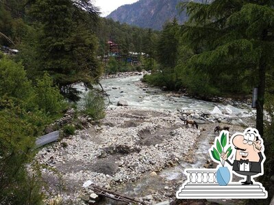 Check out the exterior of CAFE 9 Chhalal, Kasol Kasol