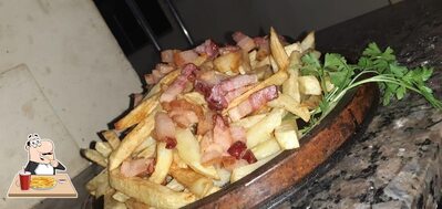 Peça cbatatas fritas francesas no Consulado do Petisco