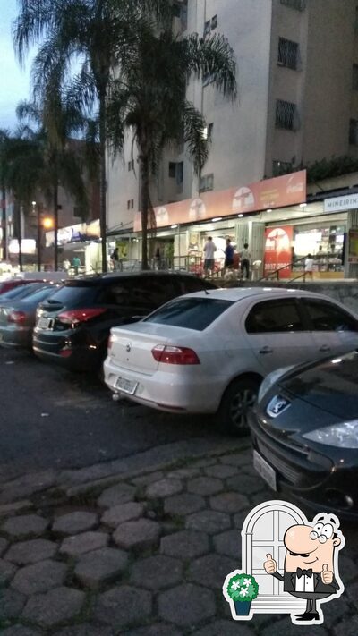Desfrute da vista da área externa do Panificadora e Confeitaria Rio de Janeiro