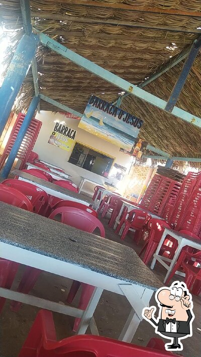 Veja imagens do interior do Barraca O Jesus