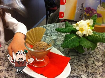 Platti al Cafe Autogrill