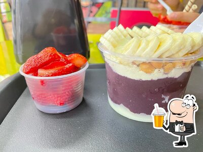 Peça diferentes drinques oferecidos no Brutu's Açaí