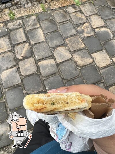 Profitez de la vue extérieure de Viennoiserie Zola