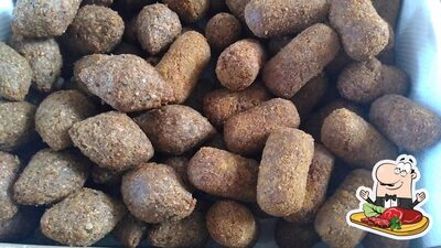 Refeições de carne são disponibilizados no D'Pallini Alimentos