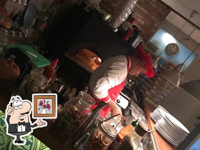 Découvrez l'intérieur de Olivo Pizzeria & Bar (Zamalek)
