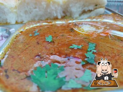 Order pizza at Shree Nath Pav Bhaji