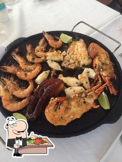 Os visitantes do Bar da Rô podem pedir diversos itens de frutos do mar