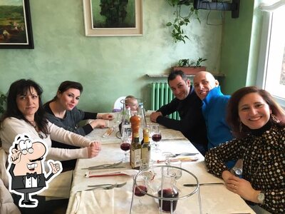 Dai un'occhiata agli interni di Nuova Trattoria Belvedere