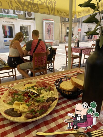 Gli interni di eVala Rustica