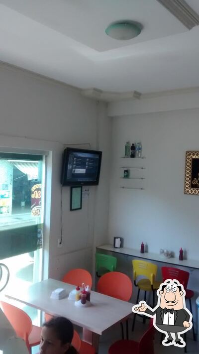 O interior do Cris Salgados
