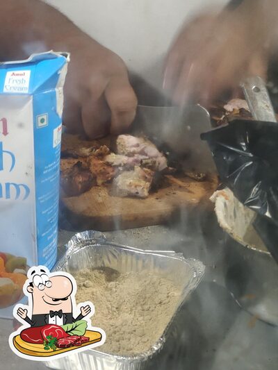 Food Lovers offers meat dishes