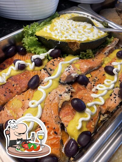 Escolha diversos pratos de frutos do mar oferecidos no Cassero Restaurante