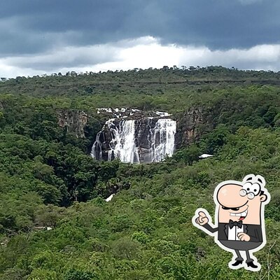Você pode espairecer no na área externa do Lanchonete Mirante do Salto