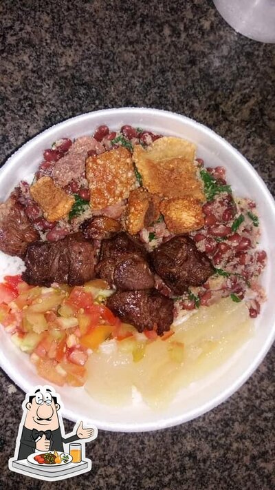 Platos en Cantina Do Japão