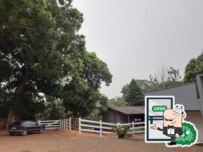 Veja imagens do exterior do Restaurante Mangueira.(pacaassada)