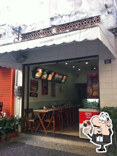 Veja imagens do interior do Sra. Pizza