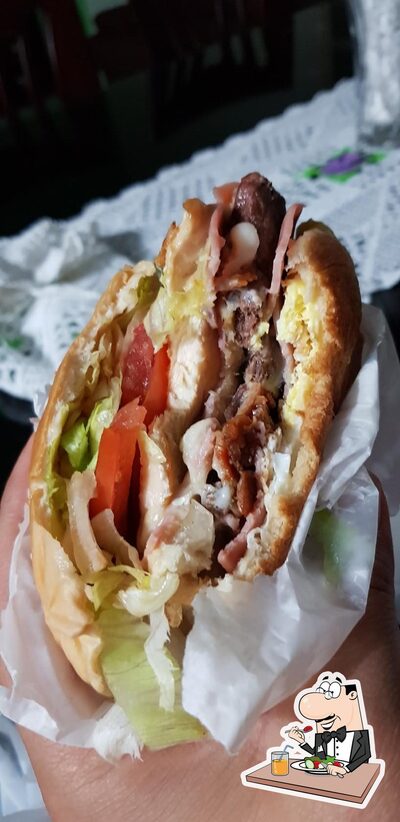 Comida em Chiquinho Lanches e Sorvete