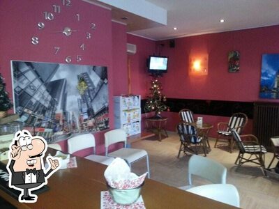 Gli interni di Gossip Bar
