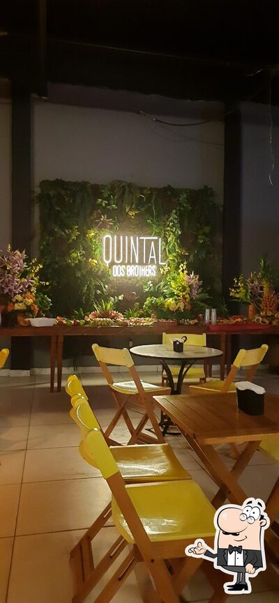 O interior do Quintal Dos brothers