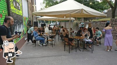 Découvrez l'intérieur de mir 2.0. Атмосфера мистецттва та розвитку