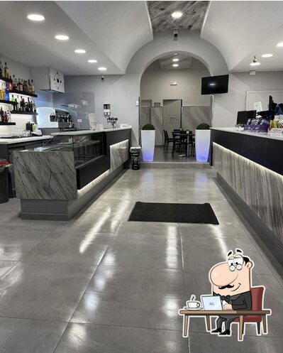 Gli interni di Bar Garibaldi