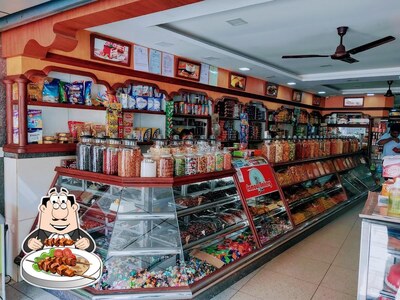 Food at FAMOUS BAKERY