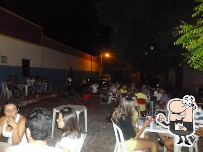 Veja imagens do interior do Buga’s bar & restaurante