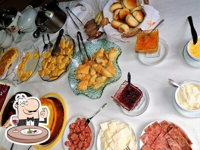 Comida em Café Colonial Sabores da Colônia