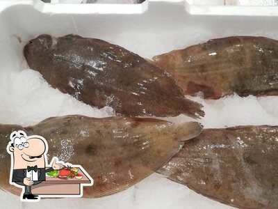 Ordina la cucina di mare al ristorante La Paranza San Silvestro