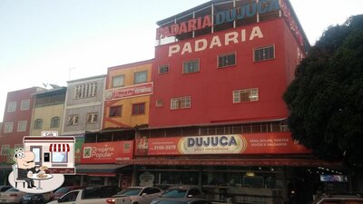 Você pode espairecer no na área externa do Panificadora Dujuca