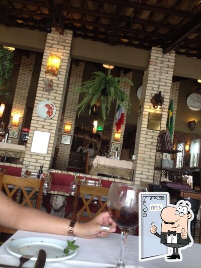 Assoluto Ristorante e Pizzeria fornece uma gama de bebidas