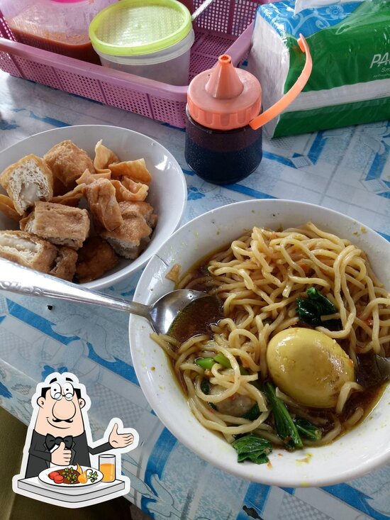 Menu At Pentol Bakso Dan Mie Ayam Marlboro Restaurant Palangkaraya