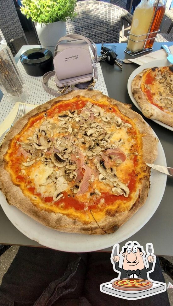 La Perla Friedrichshafen pizza, Friedrichshafen, Meistershofener Straße ...