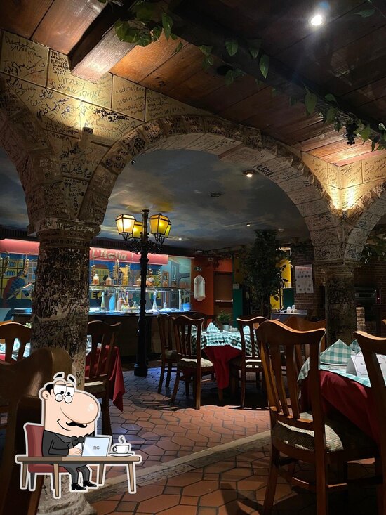 Menu at Piccolo Mondo Le Pacha 1901 restaurant, Cairo