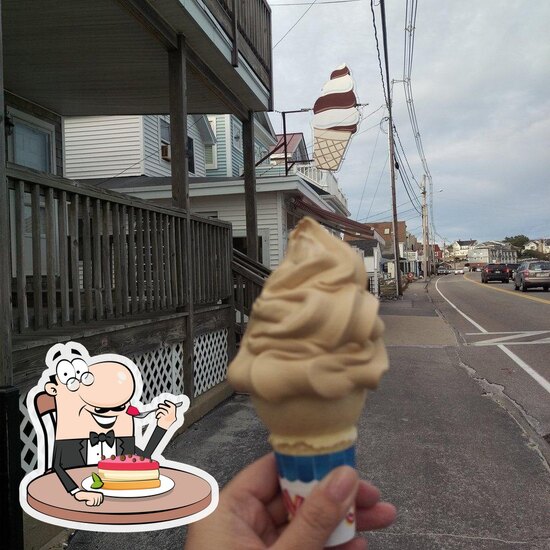 York Beach Dairy Bar, 104 Long Beach Ave in York Restaurant reviews