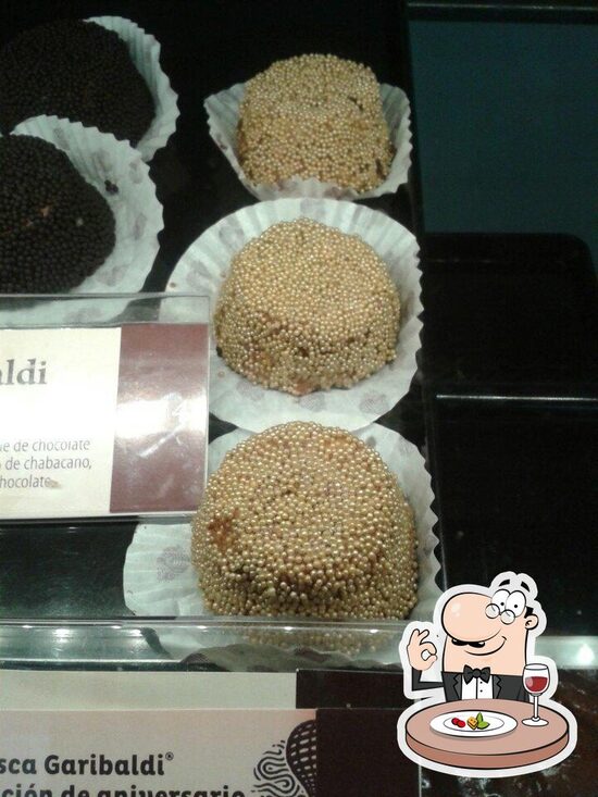 Isla Panaderia El Globo, Mexico City