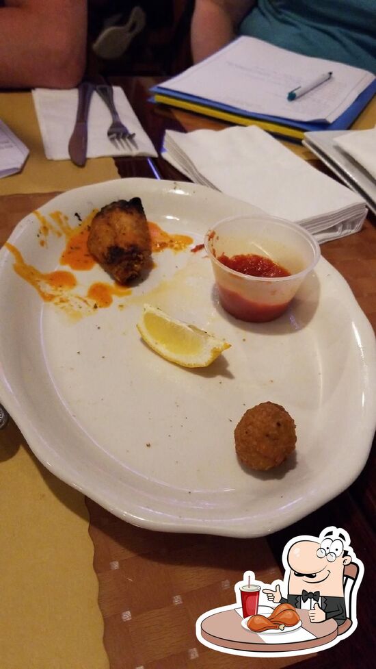 Phil's in Wading River - Restaurant reviews