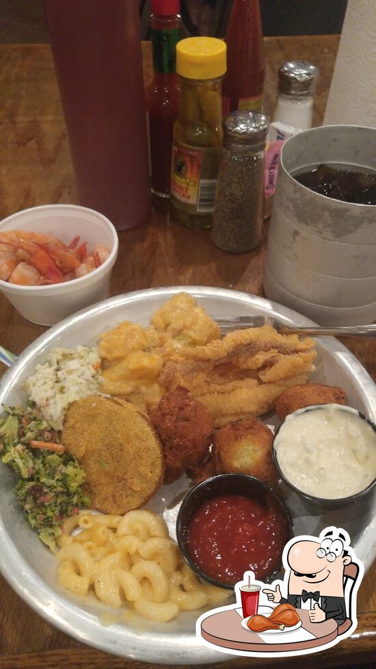 Berry's Seafood and Catfish House in Magee Restaurant menu and reviews