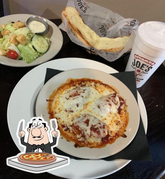 Joe's Pizza & Pasta, 4628 N Illinois St in Fairview Heights
