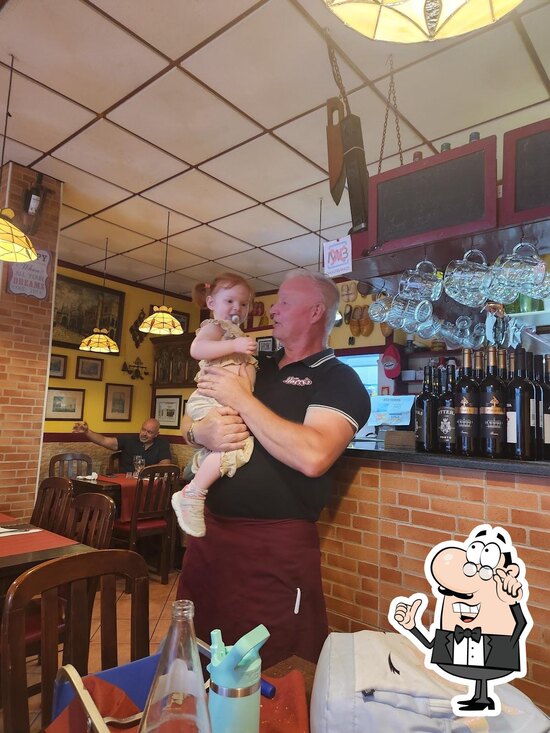 Happy's Restaurant, Carvoeiro - Restaurant menu, prices and reviews