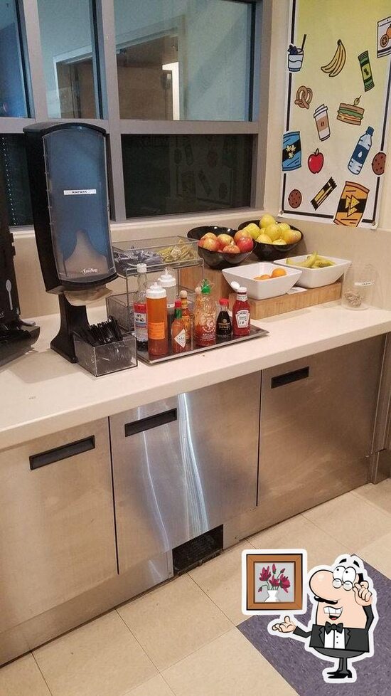 Menu at Kaiser Permanente Cafeteria, Sacramento
