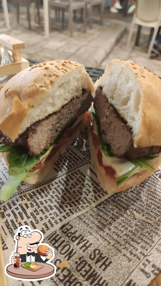 Chateau Bistrot Hamburgeria Baguetteria Pizzeria, Lizzano, Piazza