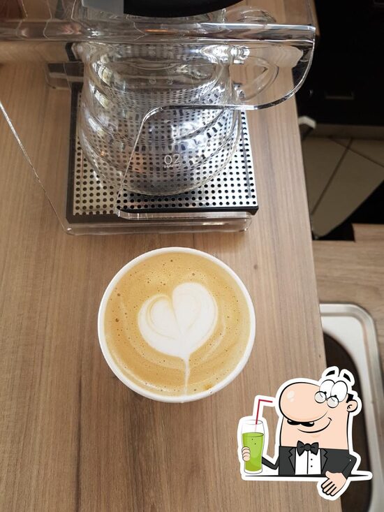 Coffee Berry, Strovolos, Athalassas Ave 178 Restaurant menu and reviews