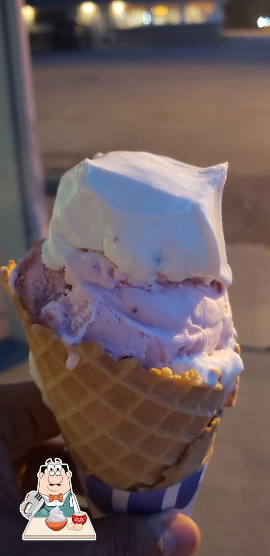 Ro's Harbor Scoops in Gloucester Restaurant menu and reviews