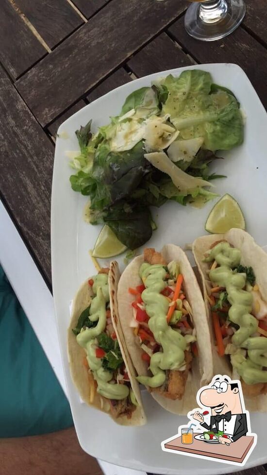 The Island House in Kelleys Island Restaurant menu and reviews