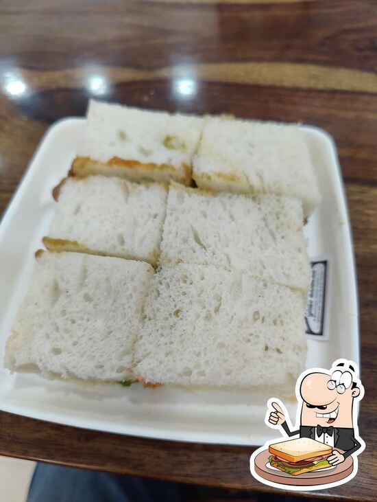 Purohit Sandwich, Ahmedabad, 2G7C+36V Restaurant reviews