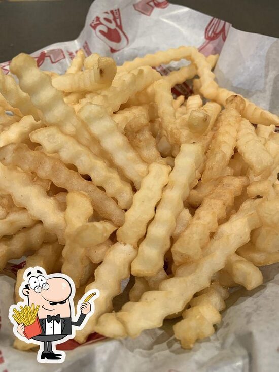 Raising Cane's Chicken Fingers, 2370 S Val Vista Dr in Gilbert Restaurant menu and reviews