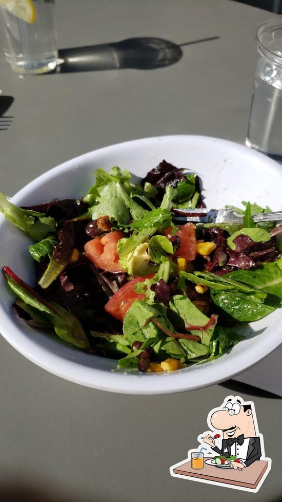 The Mixx - Country Club Plaza, 4855 Main St in Kansas City - Restaurant