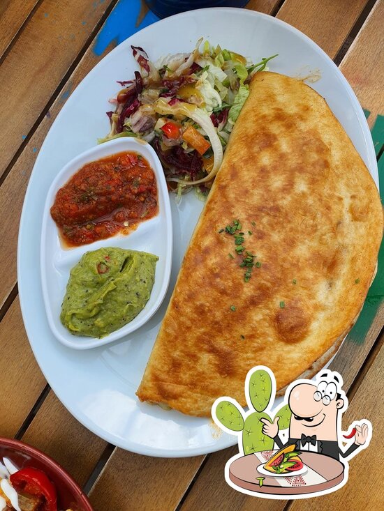 La Parrilla Mexican Tapas Bar & Grill, 5658 Lark Ln in Liverpool