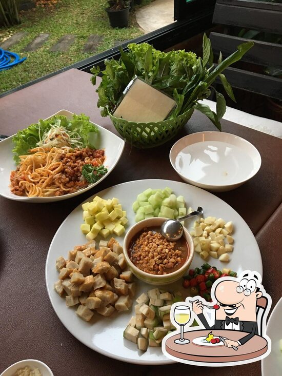 คาเฟ่ เดอ ปางลาว Cafe’ de Pang Lao, Mueang Chiang Rai Restaurant reviews